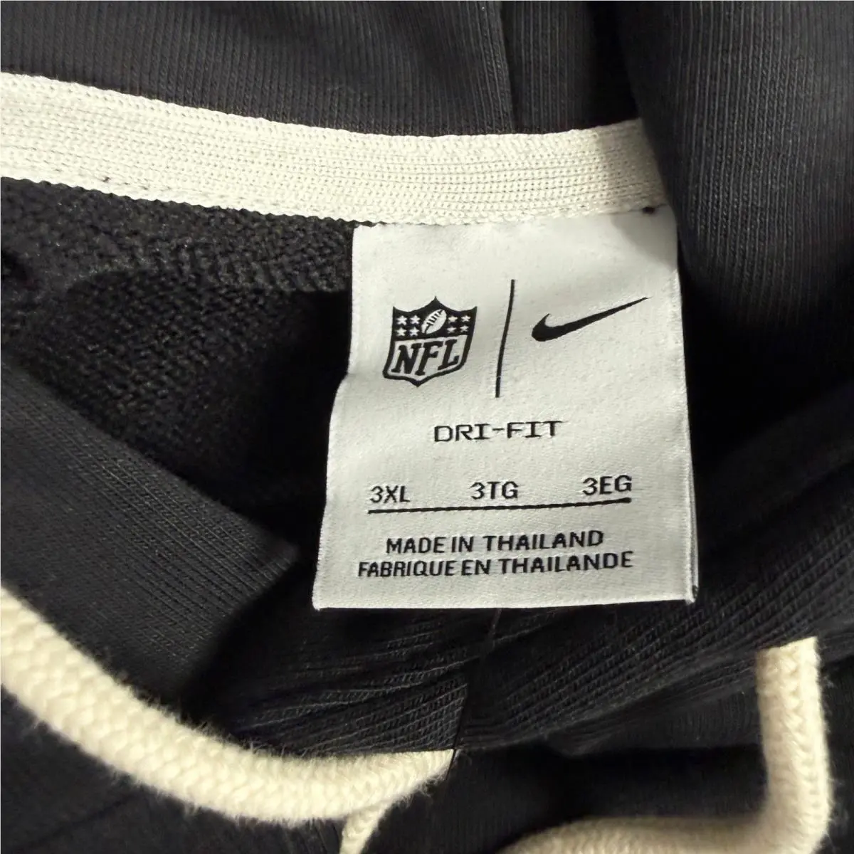 Nike clothing - Black 1