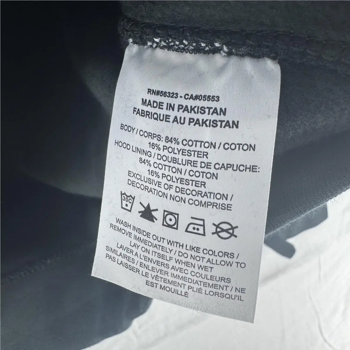 Nike clothing - Green (UPC: 0198726200931) 3