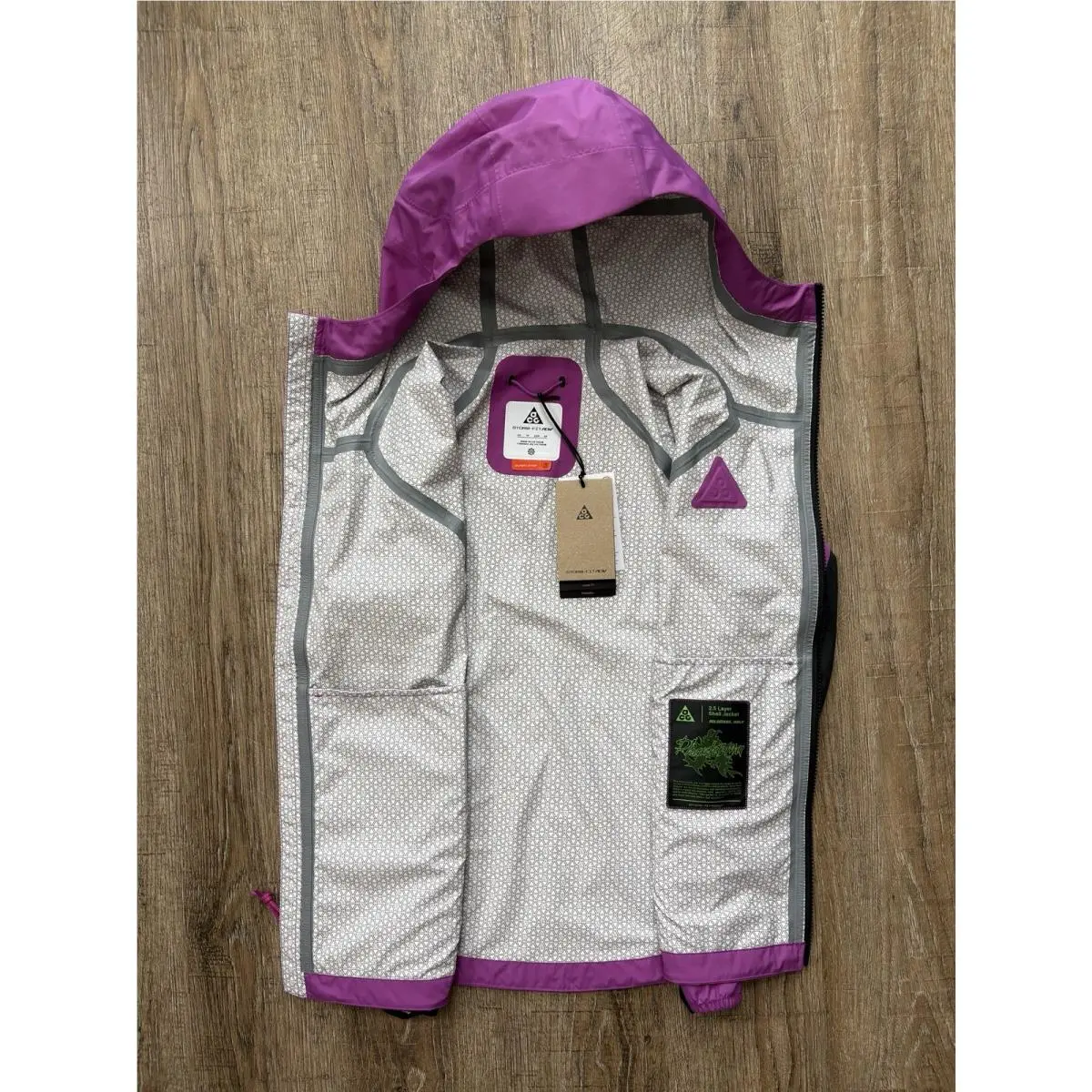 Nike clothing - Purple (UPC: 0198488068336) 1