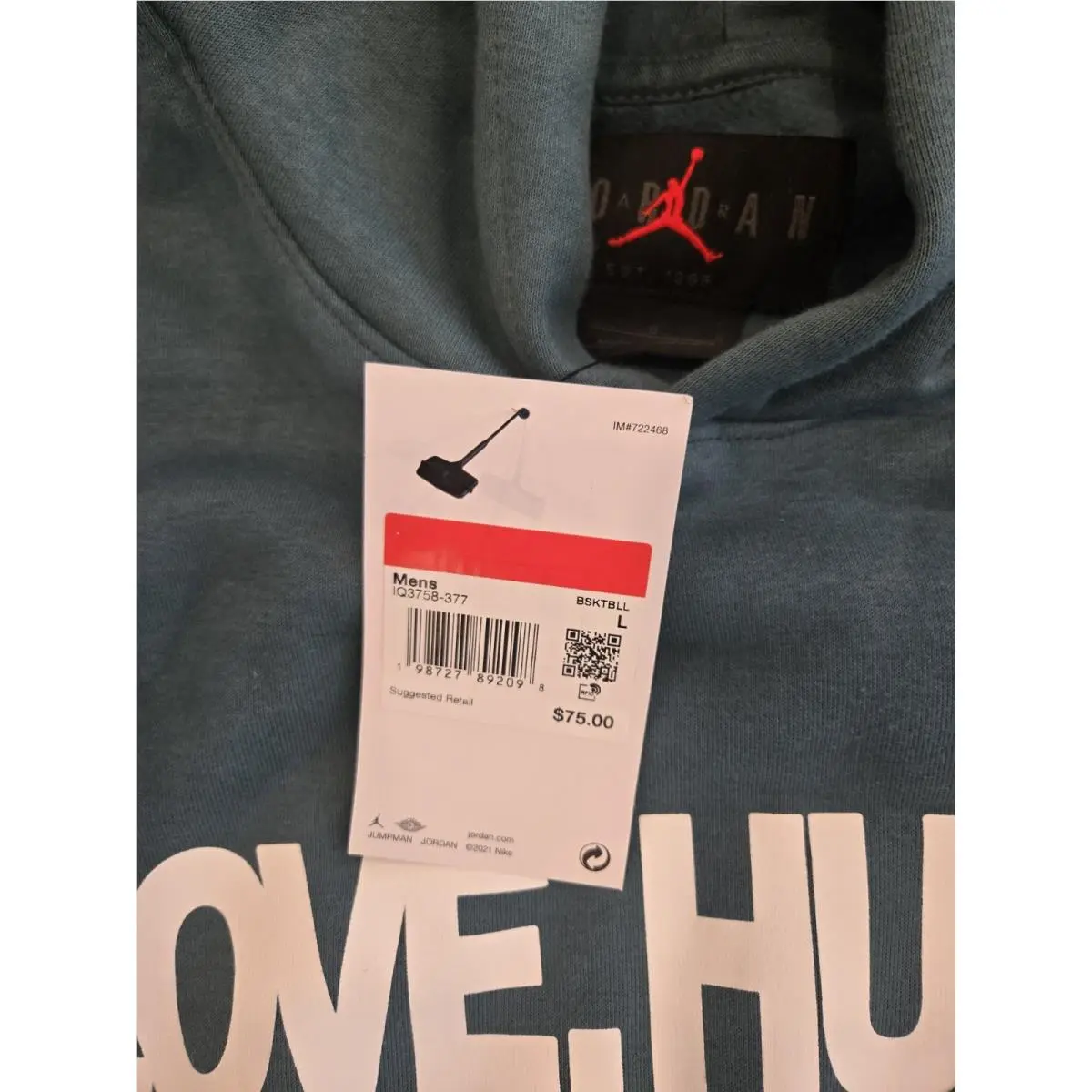 Nike clothing - Green (UPC: 0198727892098) 1
