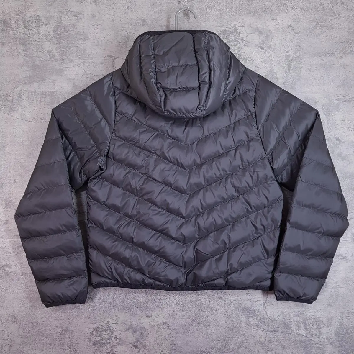 Nike clothing - Black (UPC: 0198482060879) 0