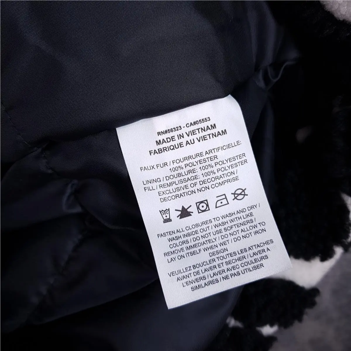 Nike clothing - Black (UPC: 0197596384758) 3