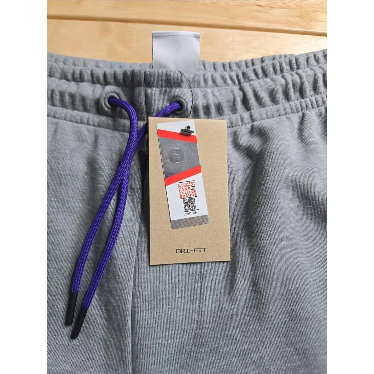 Nike clothing - IH8383063 - IH8383063 - Gray 3