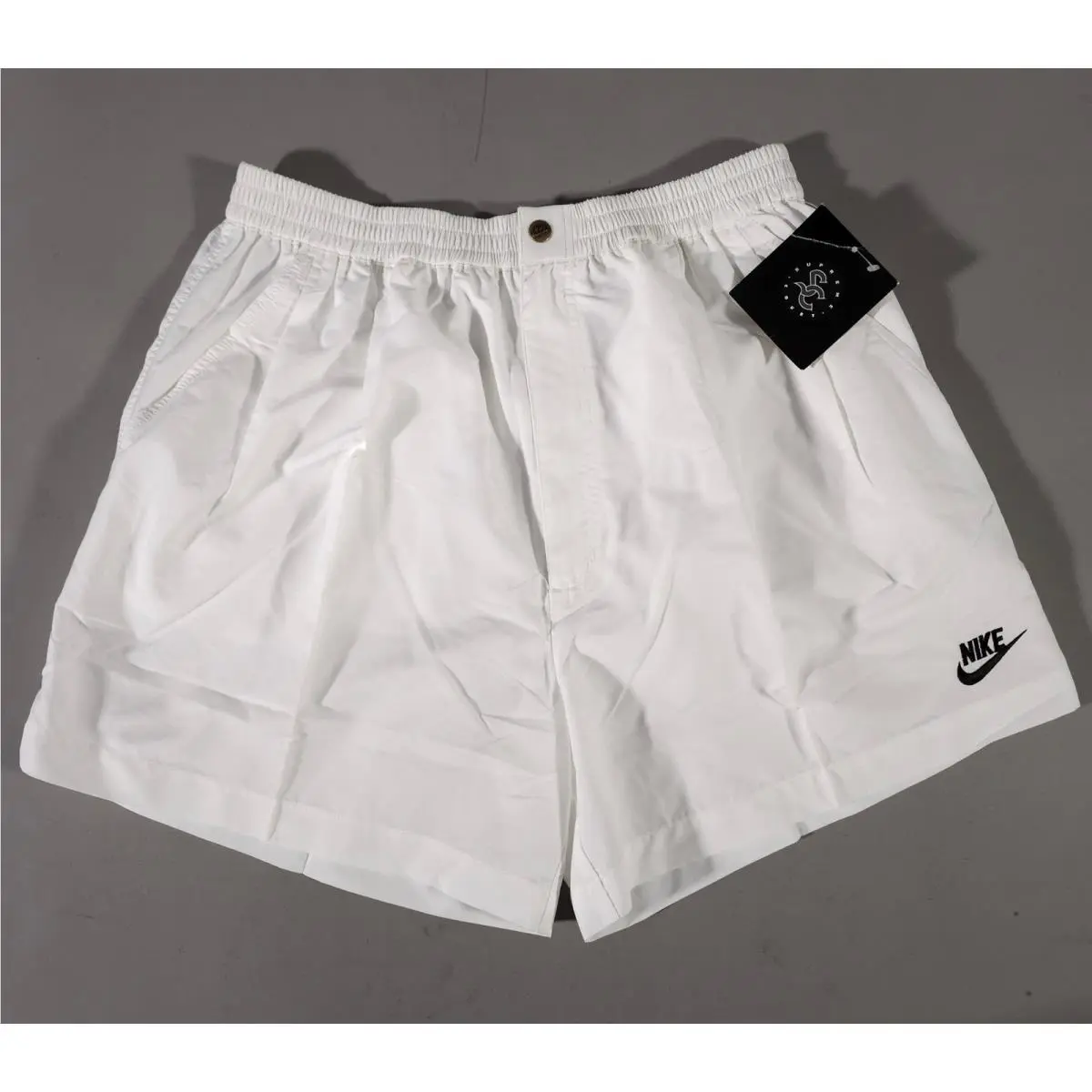 Nike Supreme Court Shorts Mens XL White Vintage Tennis 145192-100