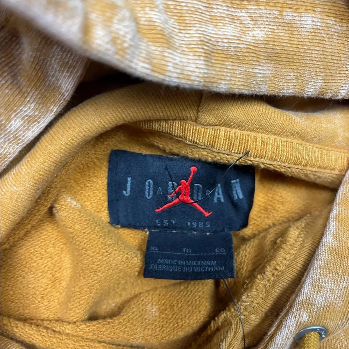 Nike clothing - Gold 4