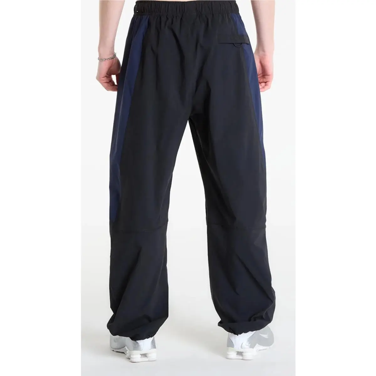 Nike clothing - Black 2