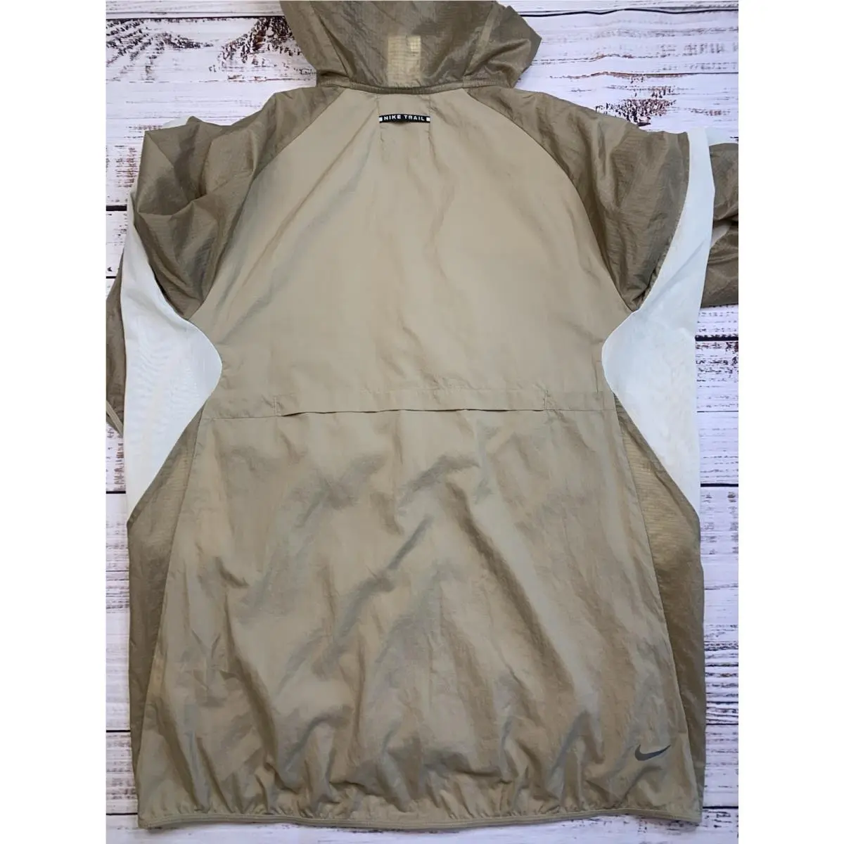 Nike clothing - Brown 4