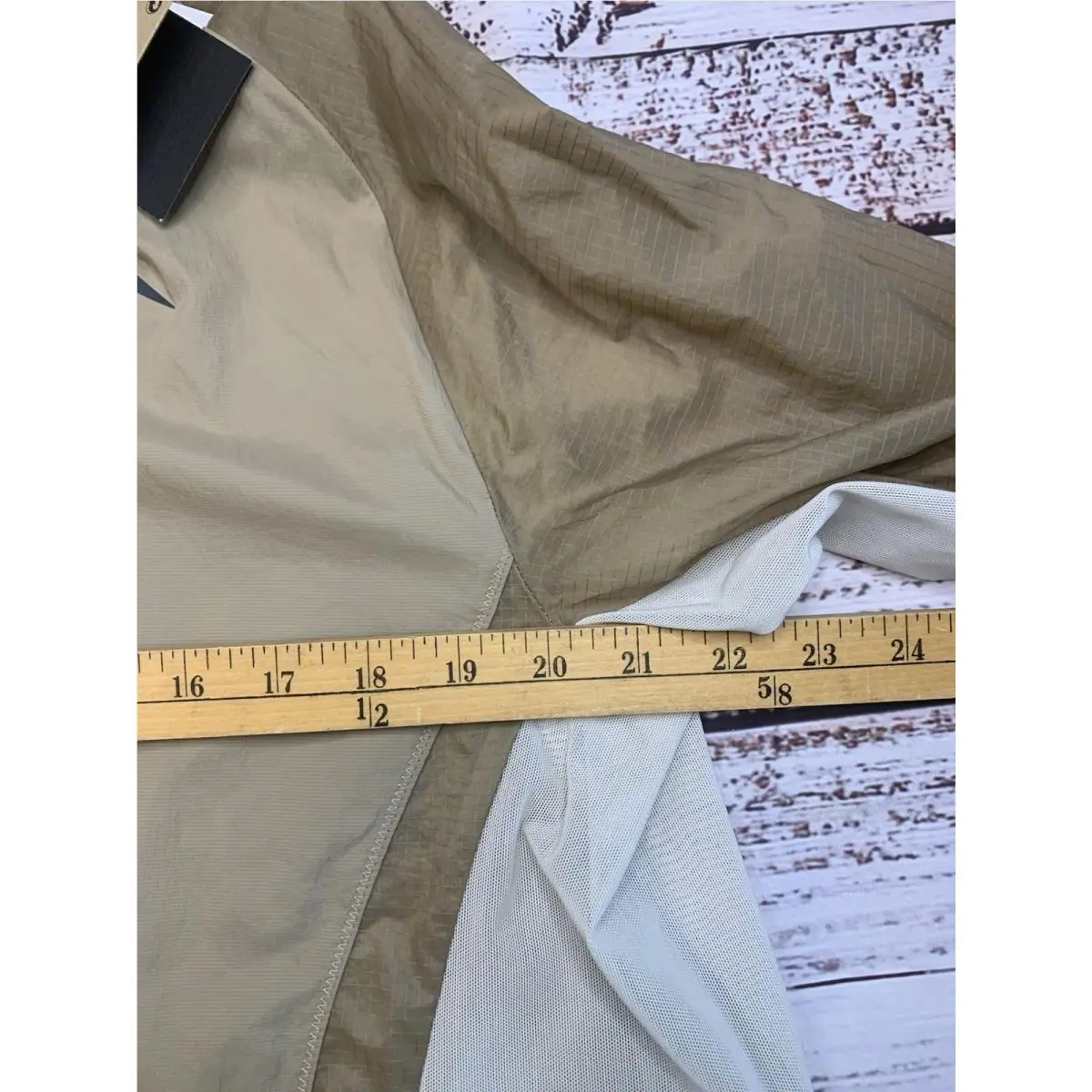 Nike clothing - Brown 2