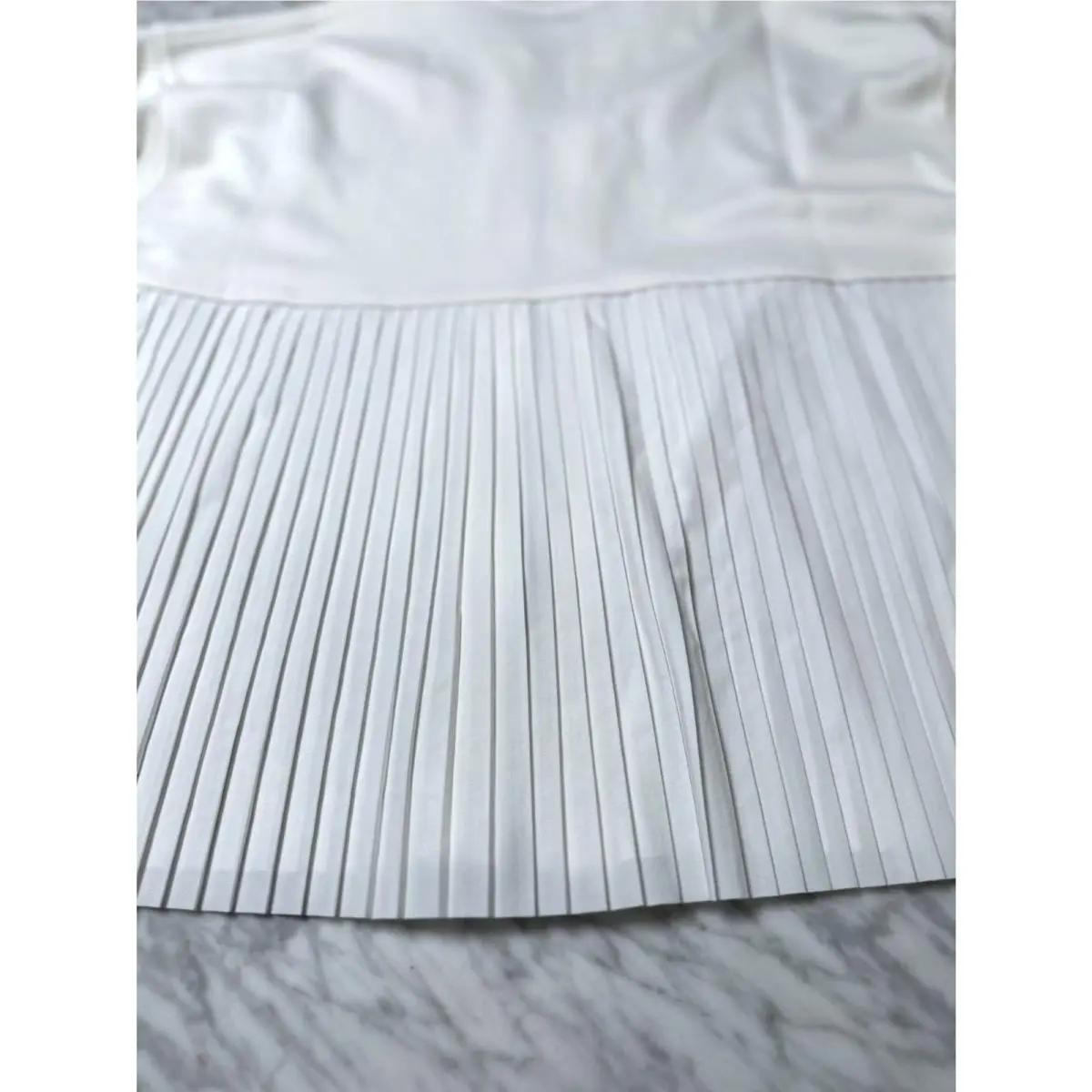 Nike clothing - White (UPC: 198487093216) 11