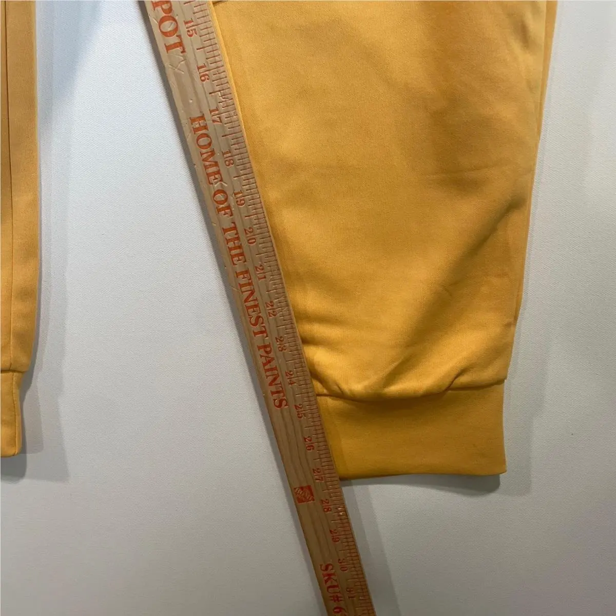 Nike clothing - Yellow 11
