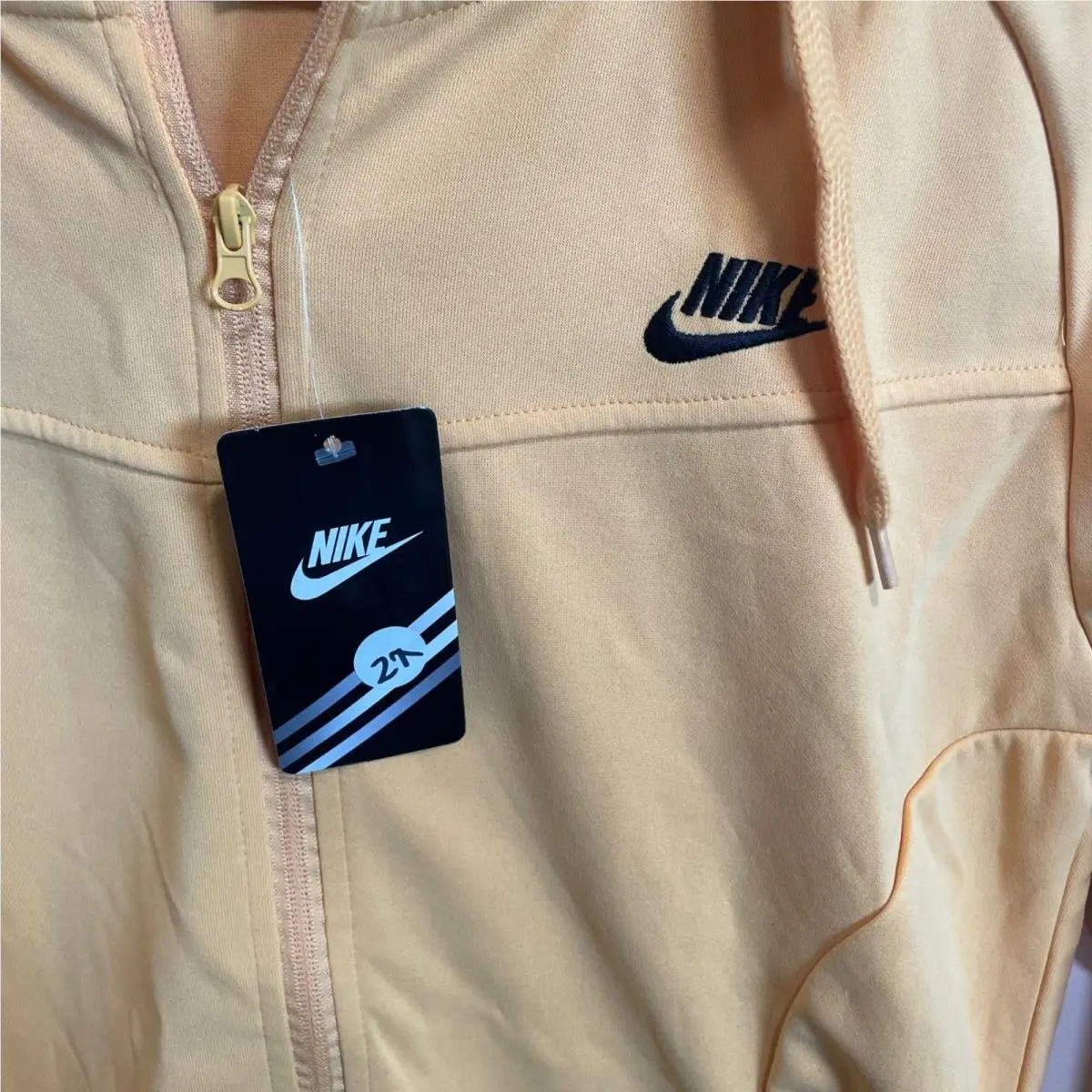 Nike clothing - Yellow 0