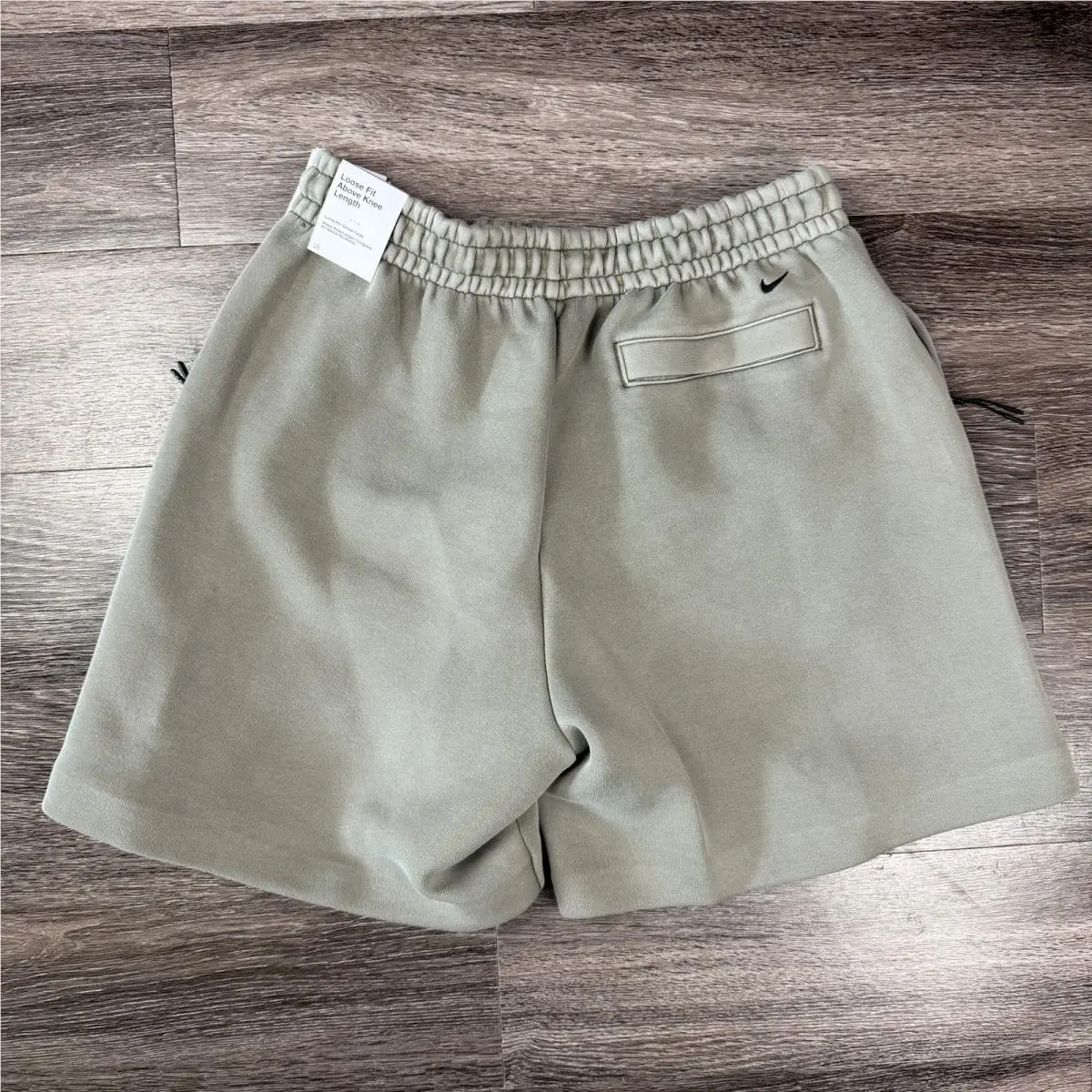 Nike clothing - Green 1