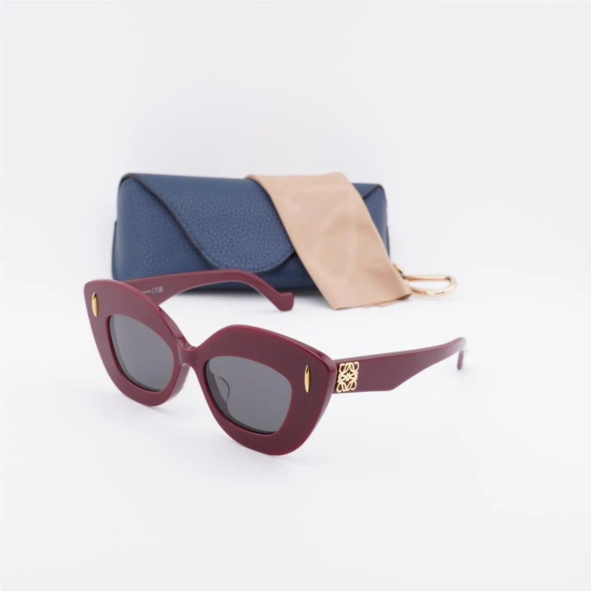 Loewe LW40127F 66A Red/grey 48-18-140 Sunglasses