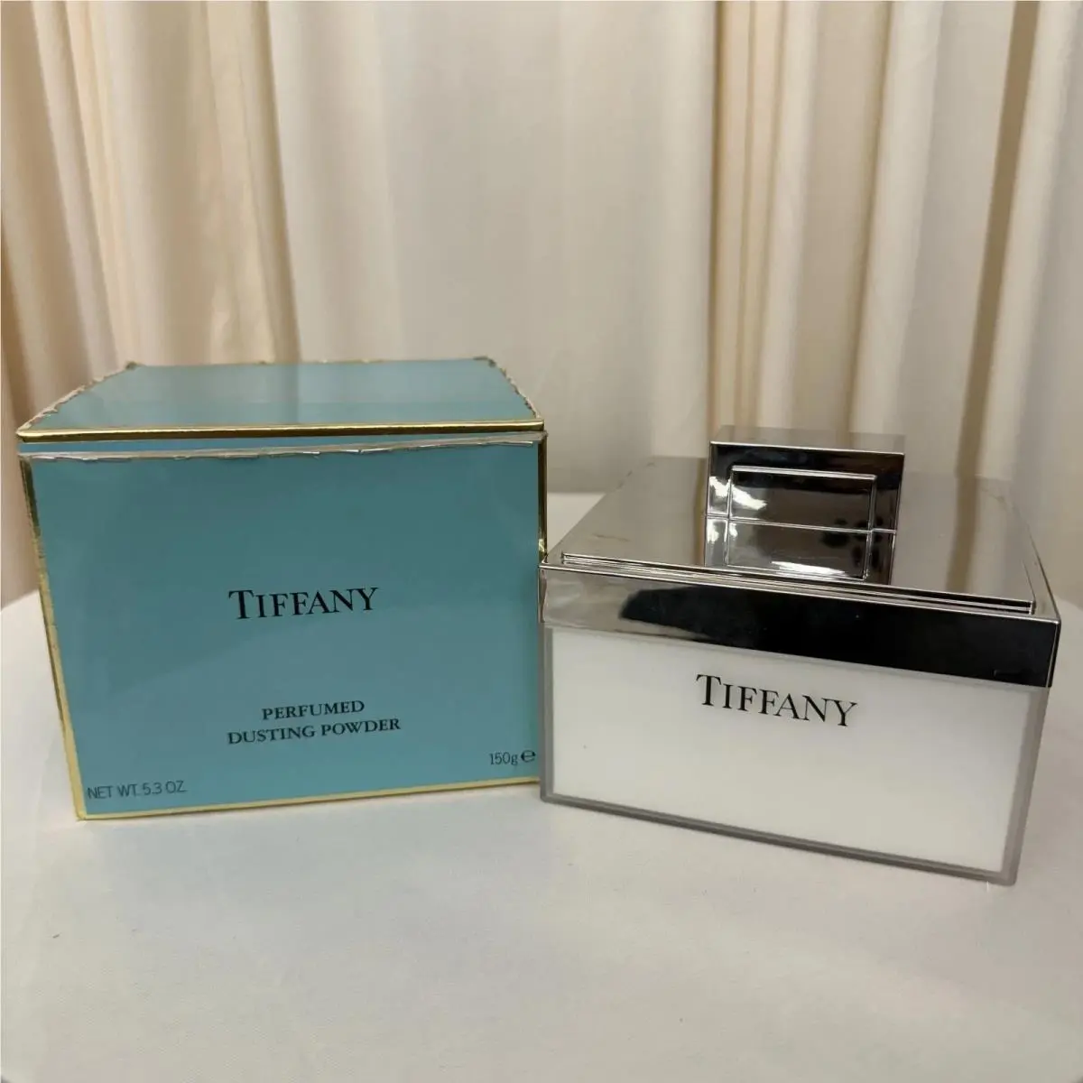 Tiffany Co. Tiffany 5.3oz/150g Perfumed Dusting Powder For Women Vintage