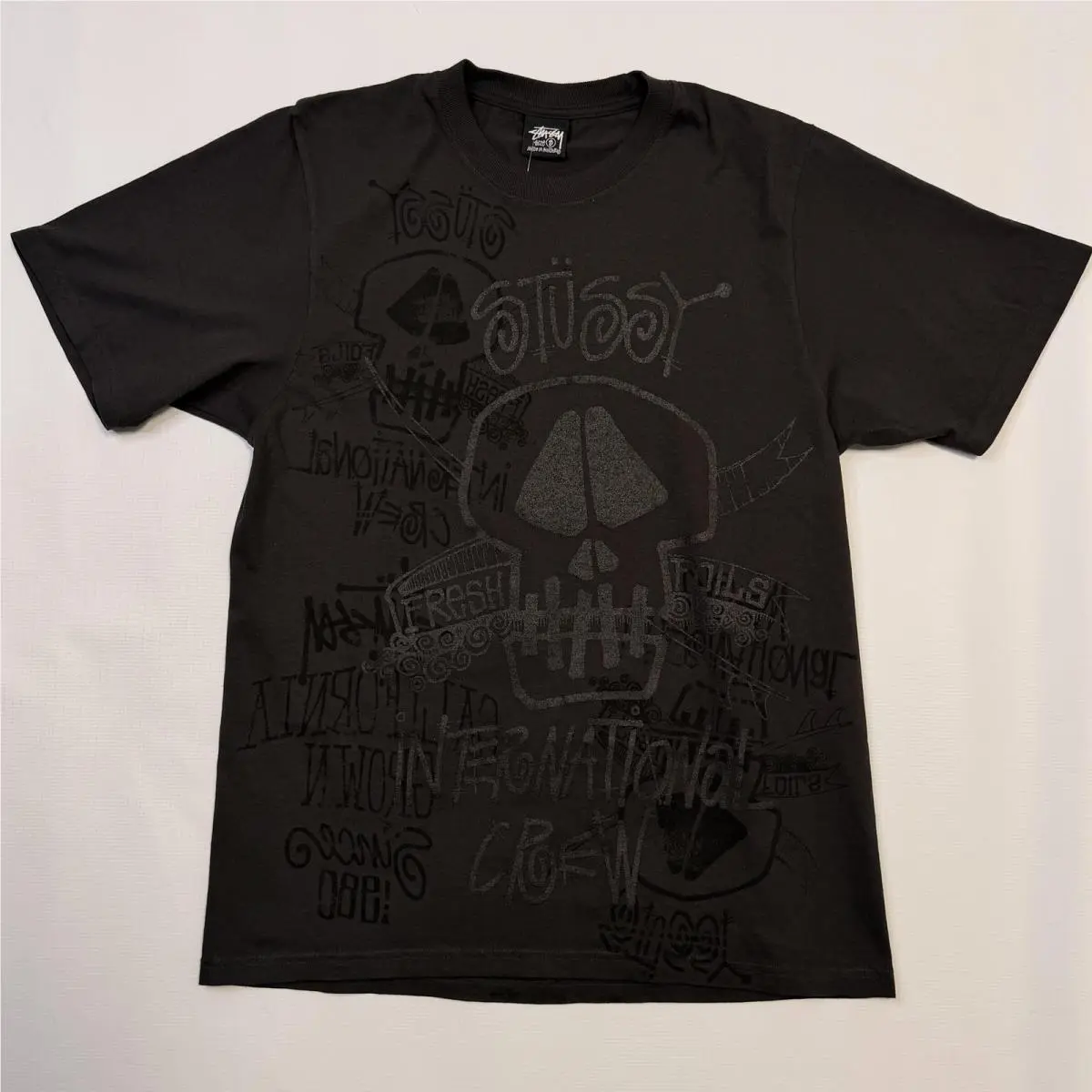 Shirt Mens Small Faded Black Skulls Pig Dyed Tee Graphic Streetwear by Stussy