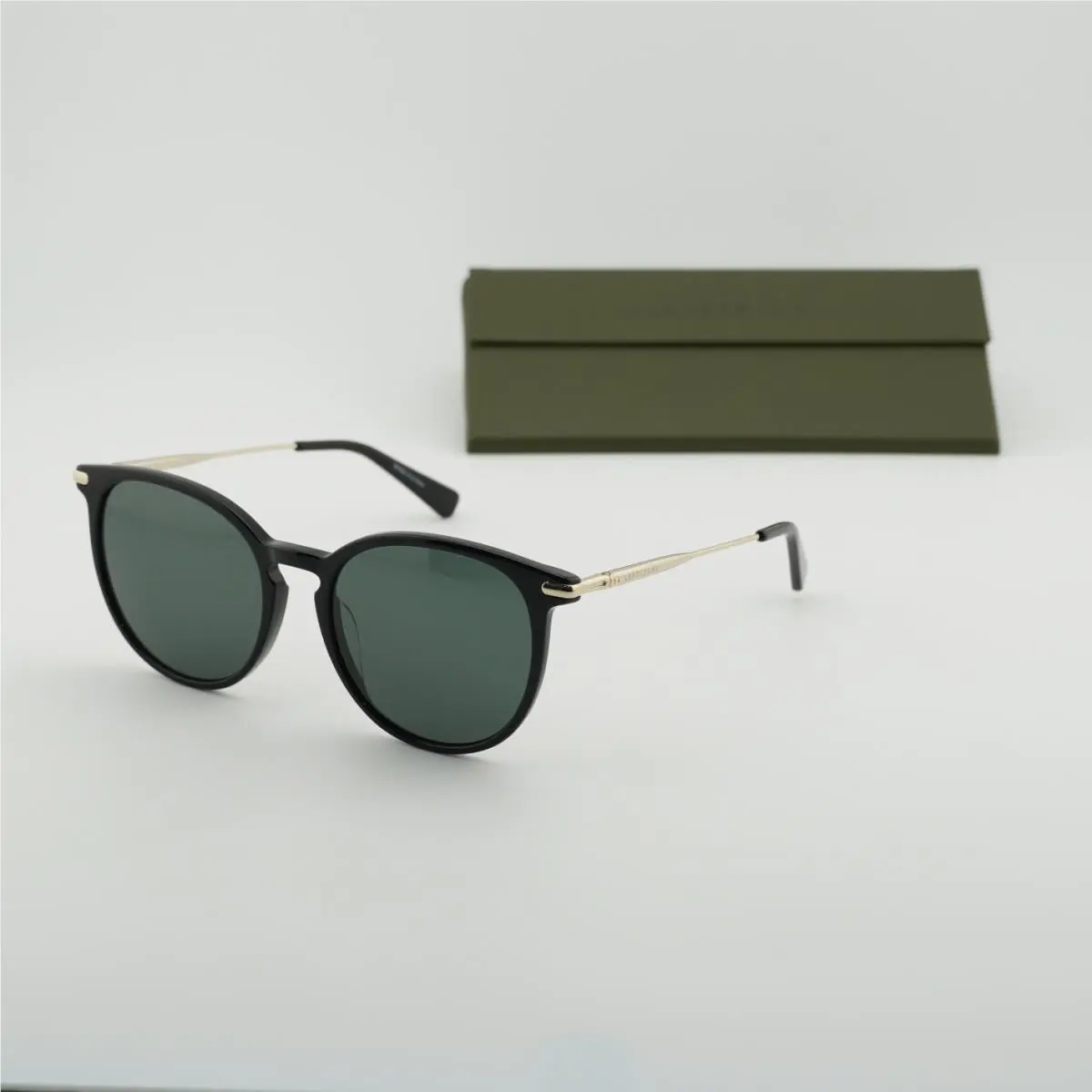 LO646S 001 Black/green 54-18-140 Sunglasses by Longchamp