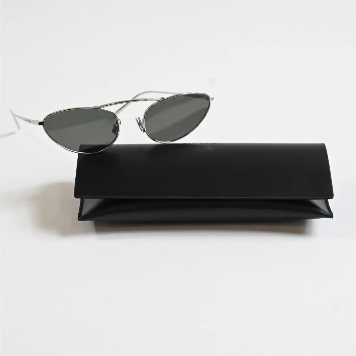 SL-538S 002 Unisex Sunglasses Silver/gray 58 by Yves Saint Laurent