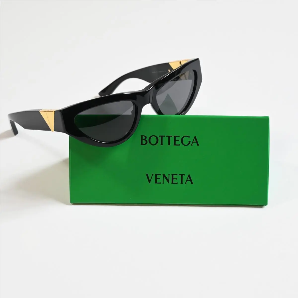 Bottega BV1176S 001 Womens Sunglasses Black/gold 55mm by Bottega Veneta