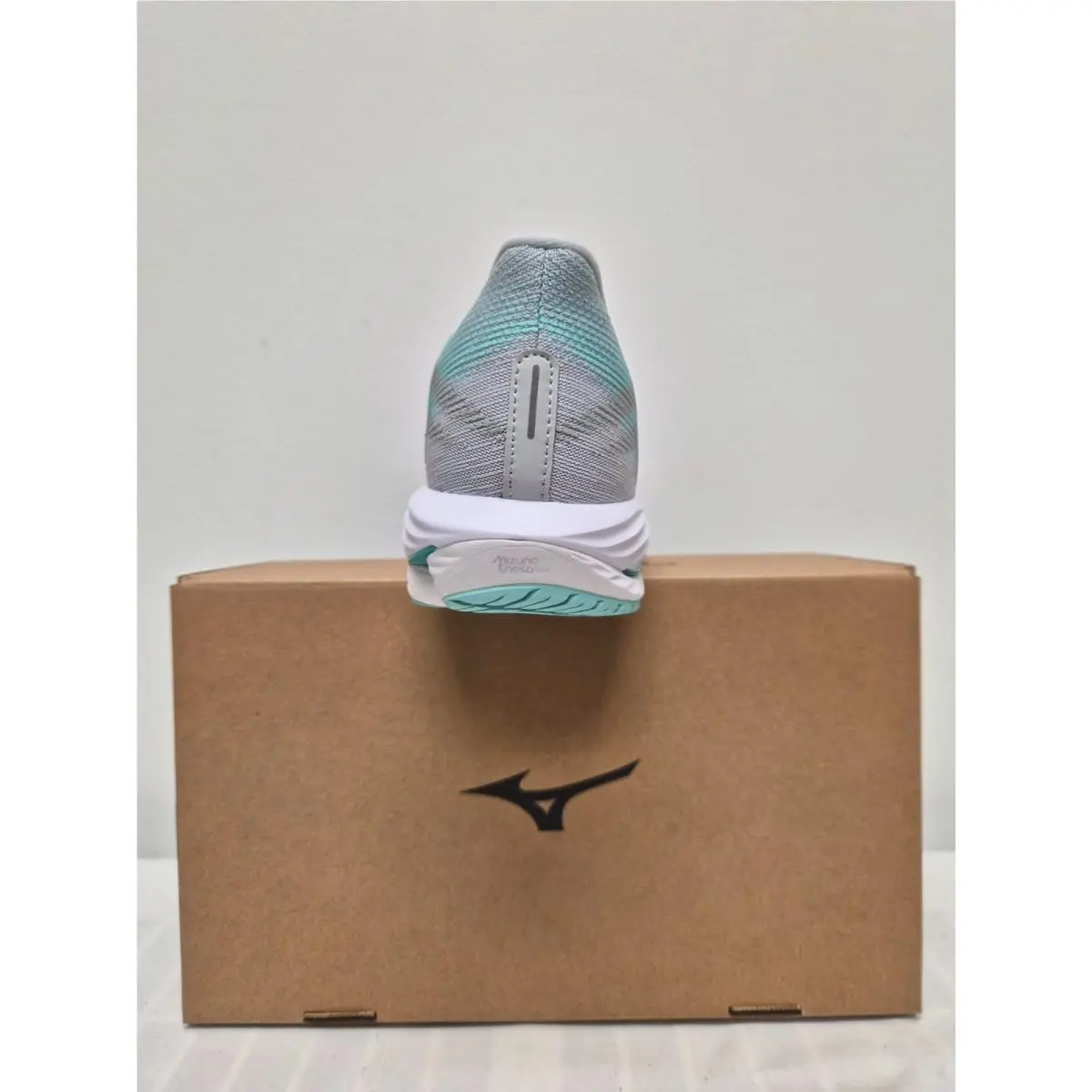 Mizuno shoes - MIZUNO WAVE RIDER 28 - WAVE RIDER - 411457HM00 - Gray 1