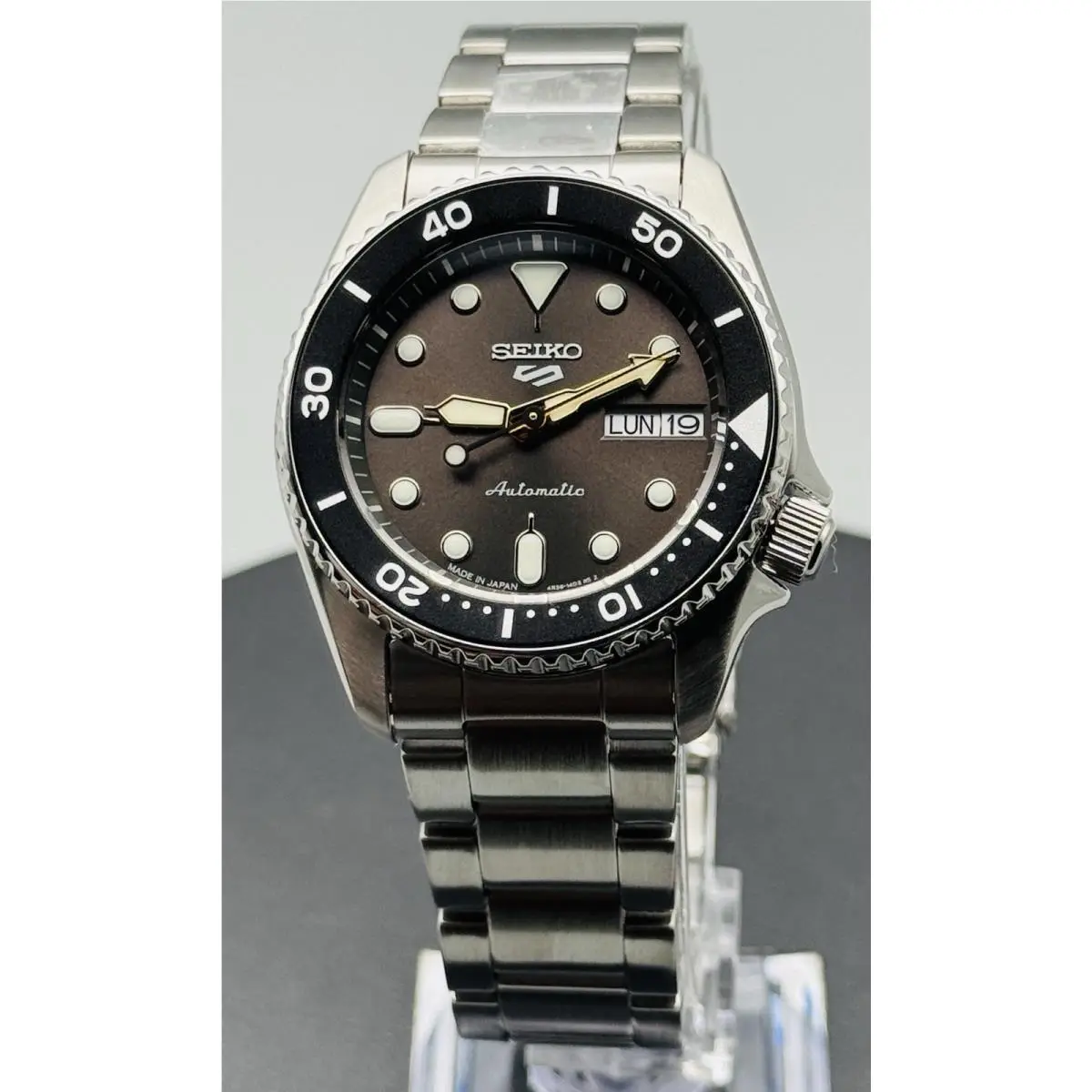 5 Sports Watch Skx Midi Automatic Black Dial Diver SRPK29K1 by Seiko