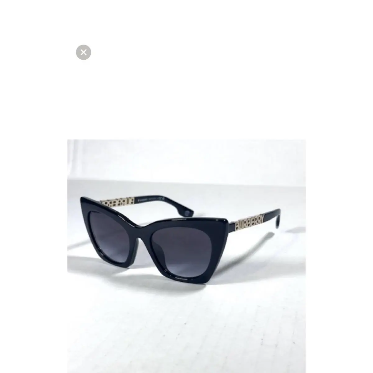 B 4372-U 3001/8G Sunglasses. New by Burberry