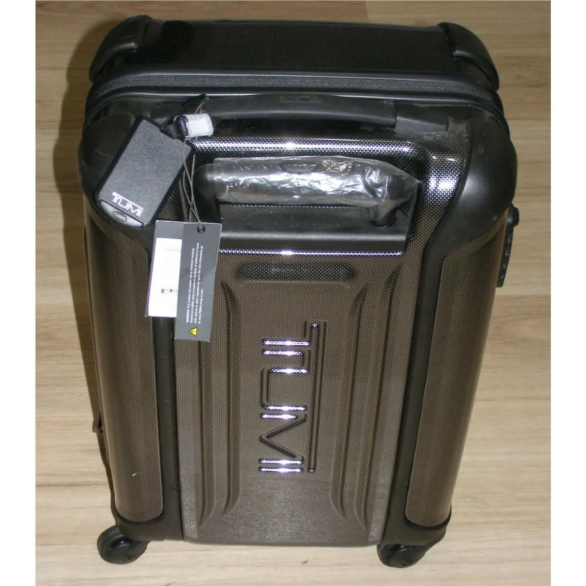 International Carry ON Rollenkoffer 22” X 14 X 9 Black/silver 98408-1041 by Tumi