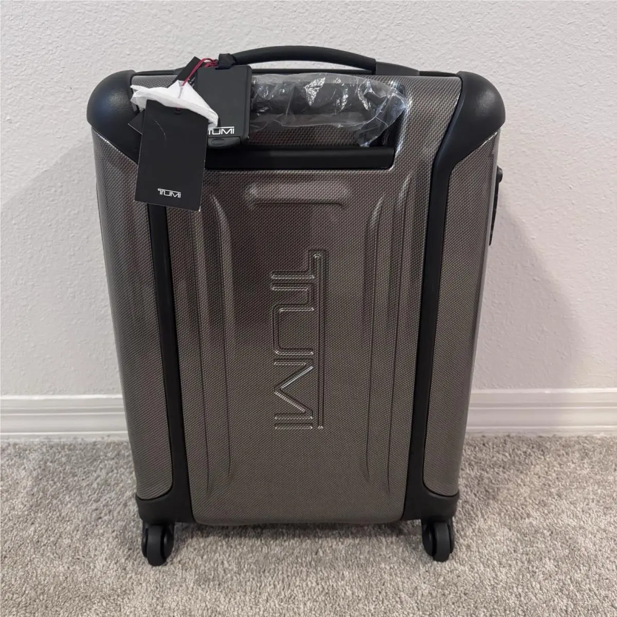Tumi Vapor International Carry-on 22” Spinner Luggage Suitcase Brown