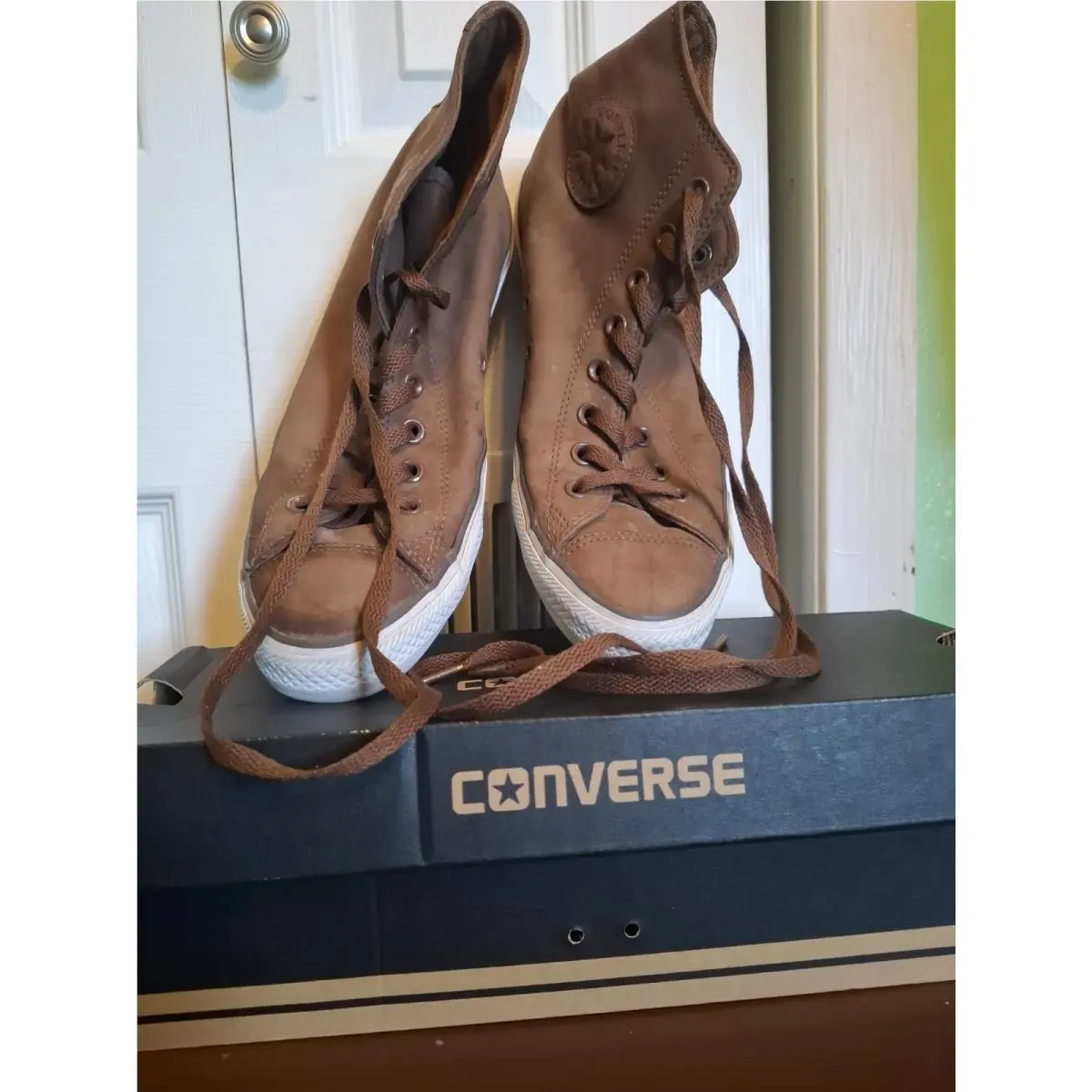 Converse Light Brown Leather