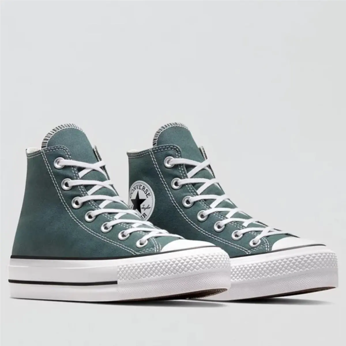 Converse shoes - UK 0