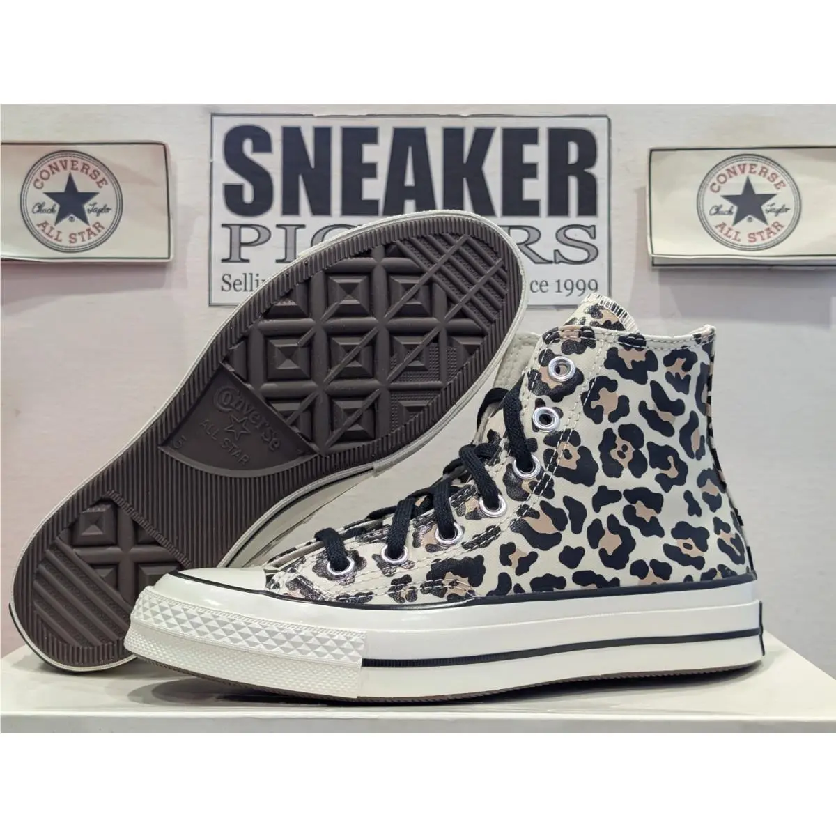 Converse shoes - Converse Chuck 70 Hi - Chuck - A13436C - White / Leopard Print, Manufacturer: Egret / Light Fawn - Black (UPC: 194435347097) 0