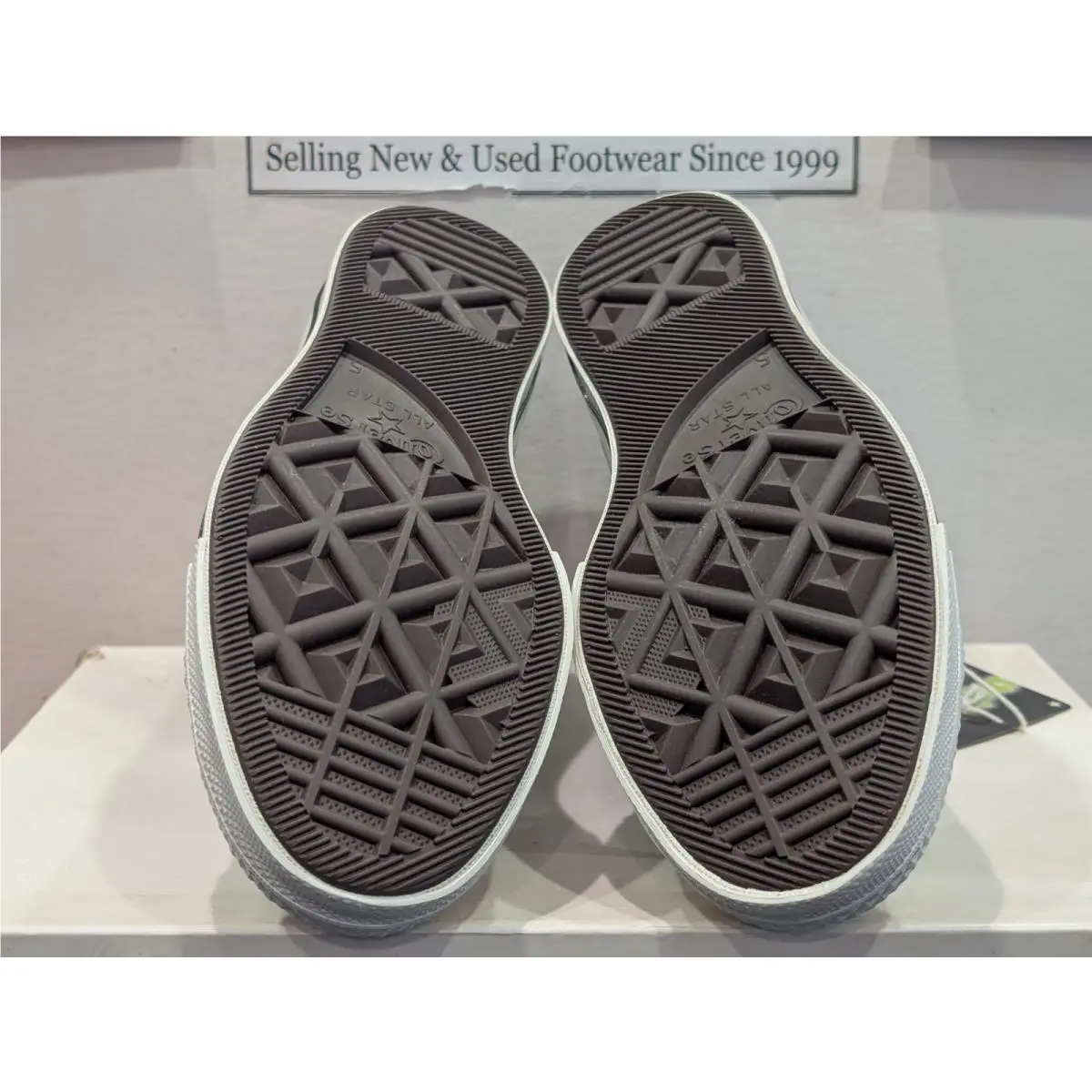 Converse shoes - Converse Chuck 70 Hi - Chuck - A13436C - White / Leopard Print, Manufacturer: Egret / Light Fawn - Black (UPC: 194435347097) 4