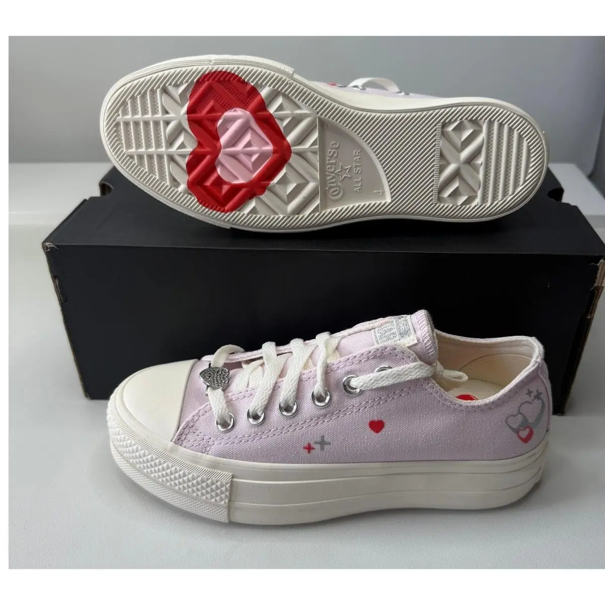 Converse All Star Lift Platform Low Y2K Heart Sneakers A09115C Womens Size 6