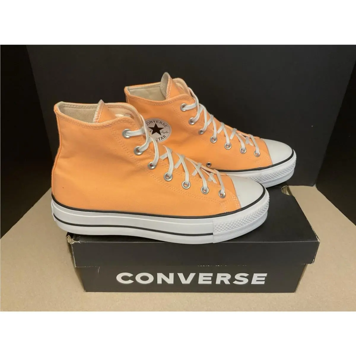 Womens Converse Chuck Taylor All Star Lift Platform Hi Shoes. Size 10