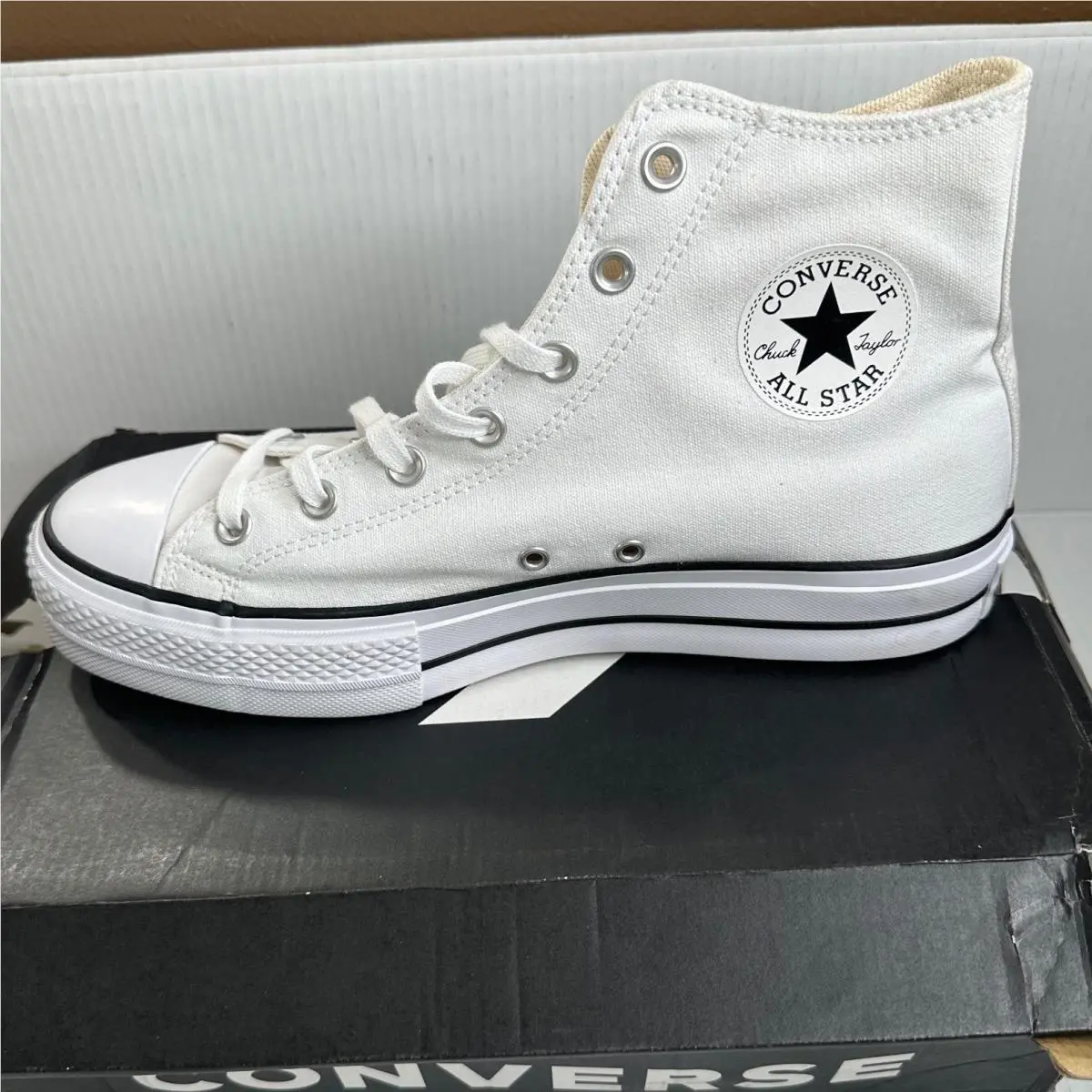 Converse shoes - Converse Chuck Taylor All Star Lift Hi - White 1