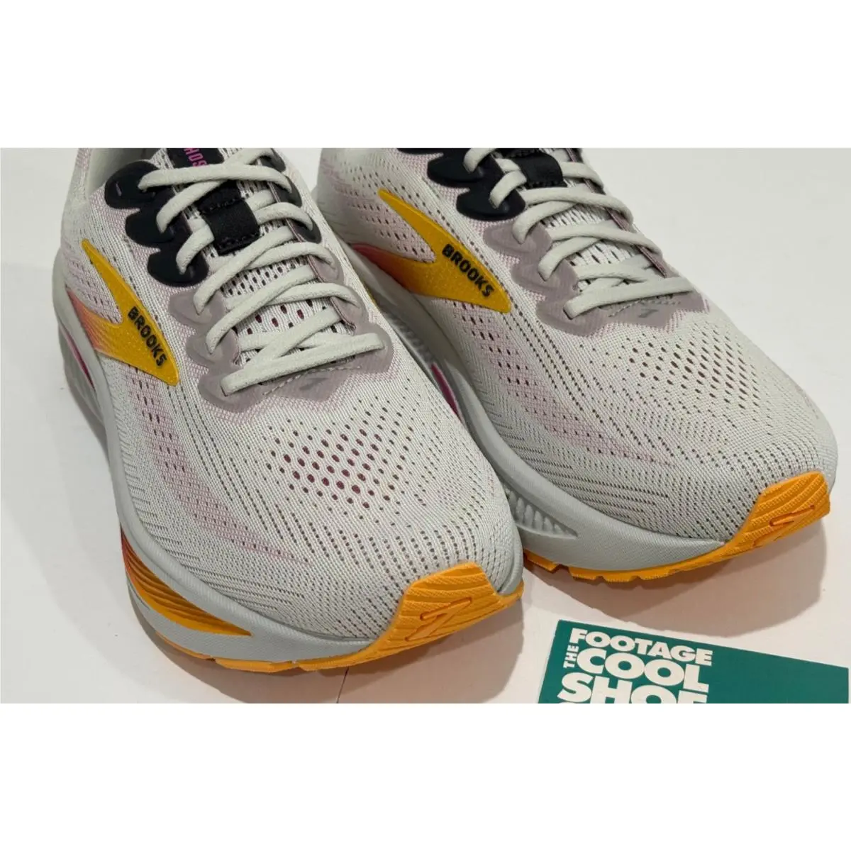Brooks shoes - Brooks Ghost 17 - Ghost - 120431-2E-070 - Gray 2