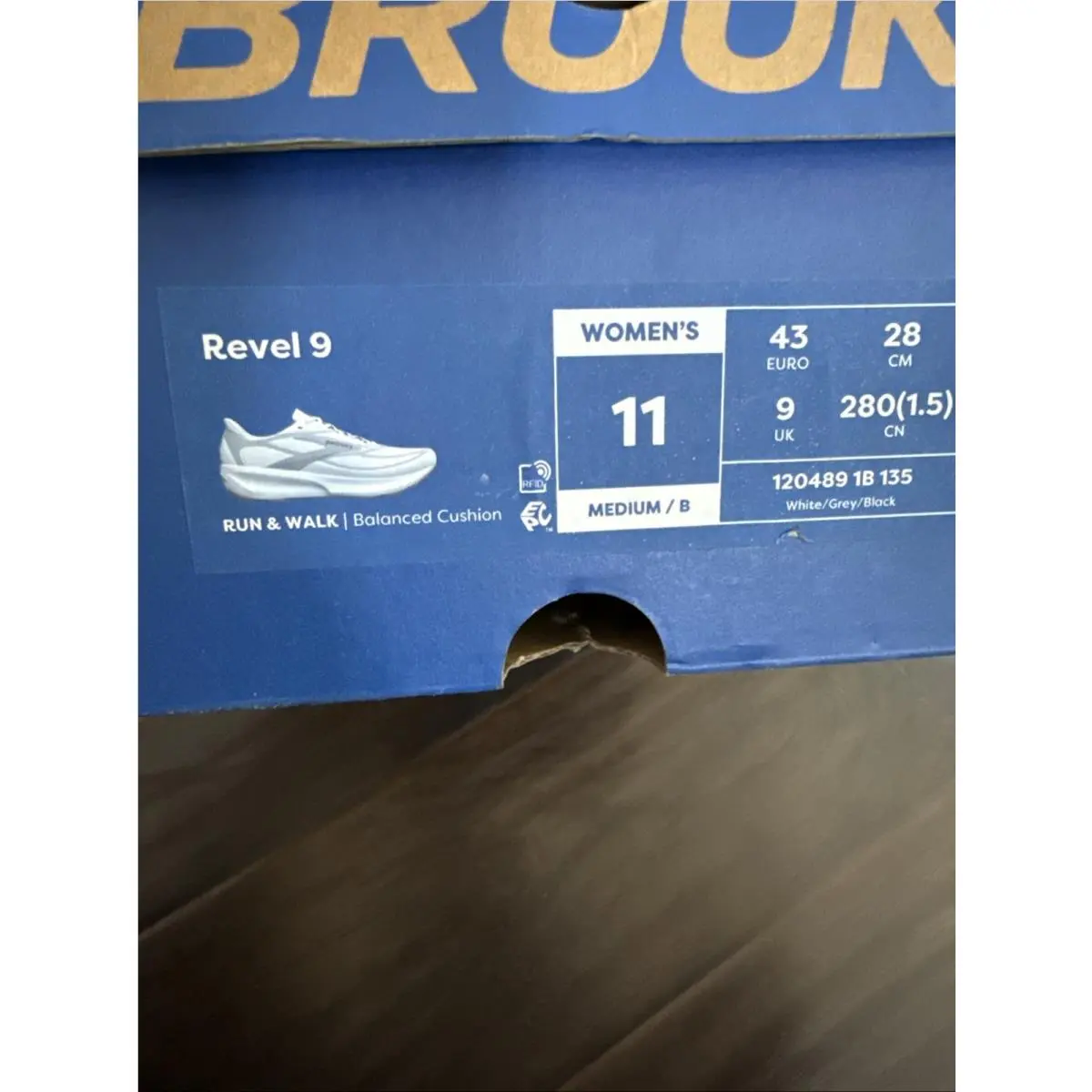 Brooks shoes - Brooks Revel - Revel - White 8
