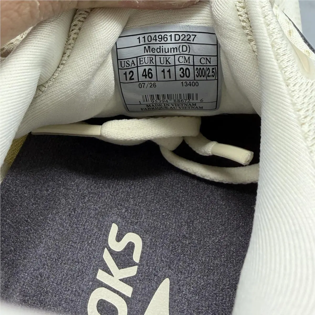 Brooks shoes - Brooks Ghost Max 4 - Ghost Max - 1104961D227 - Navy (UPC: 0195394886726) 10