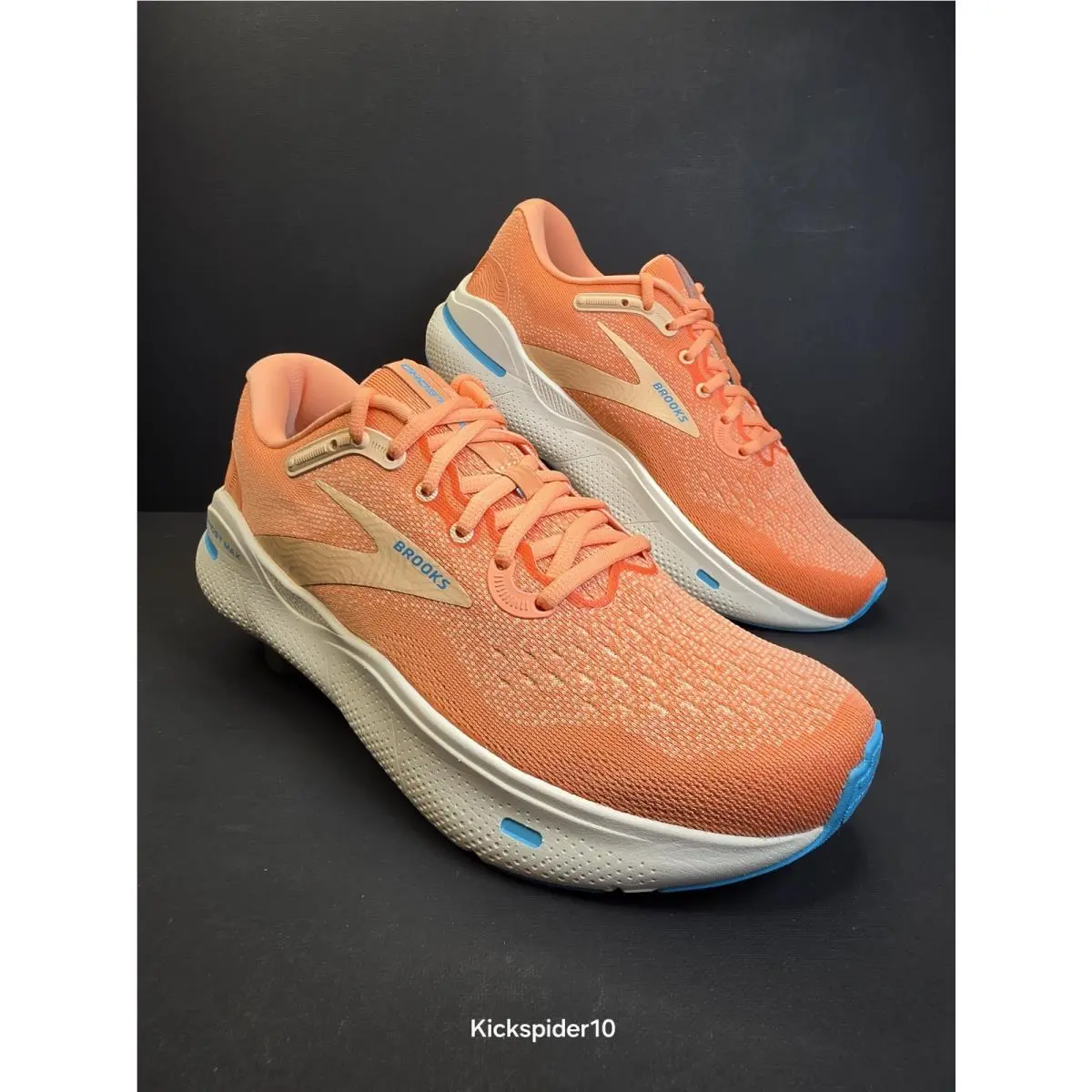 Brooks shoes - Brooks Ghost Max - Ghost Max - 1203951B818 - Papaya Apricot Blue 0