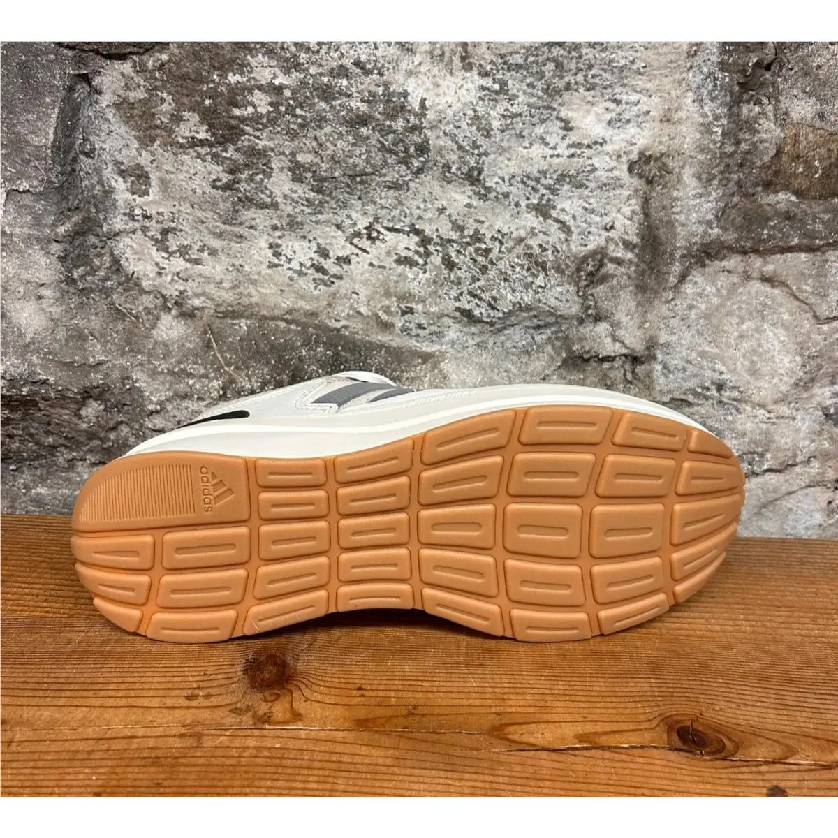 Adidas shoes - adidas ZNCHILL - ZNCHILL - GZ4896 - Cream 0