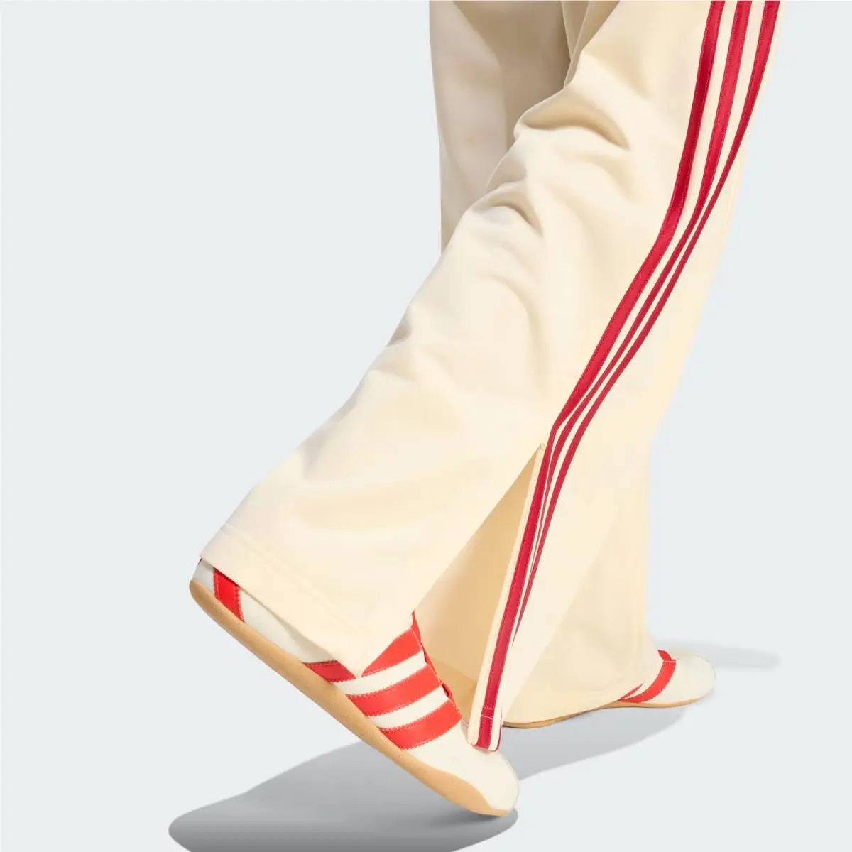 Adidas clothing - KS4671 - KS4671 - Warm Vanilla / Team Victory Red 4