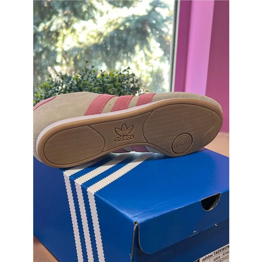 Adidas shoes - cream white/bliss pink 7