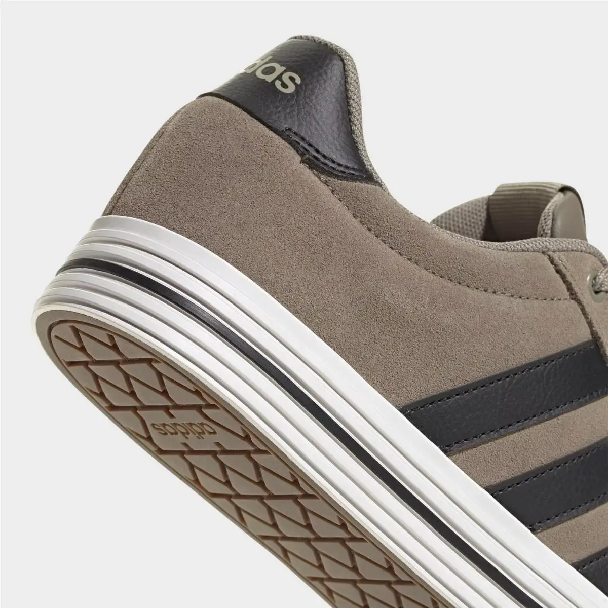 Adidas shoes - IF4505 020 - Clay/Core Black/Cloud White 0