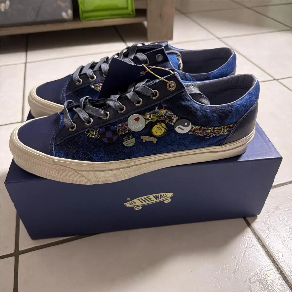 Old Skool 36 LX Souvenir Navy Size 13 VN000E8VNVY by Vans
