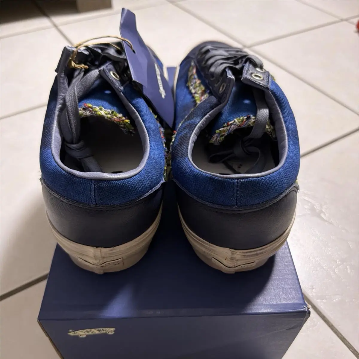 Vans shoes - VANS Old Skool - Old Skool - VN000E8VNVY - Blue 2
