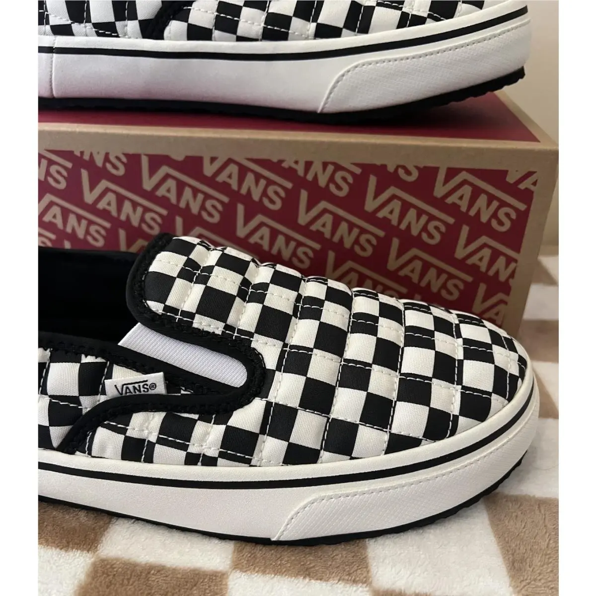 Vans shoes - VANS Slip-Er 2 - VN0A4UWOIB8 - White 3