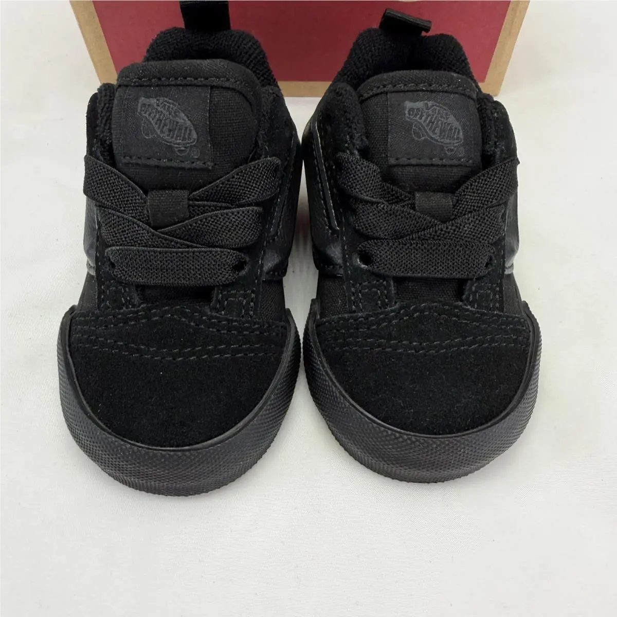 Vans shoes - Black (UPC: 197804948505) 0