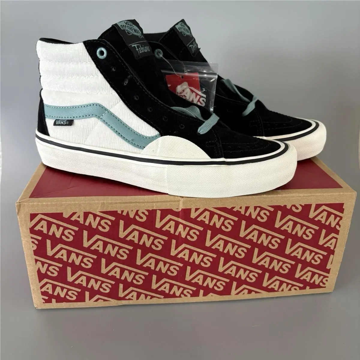 Sk8-Hi Pro Fabiana Delfino Black Oil Blue Size US 7 Men by Vans