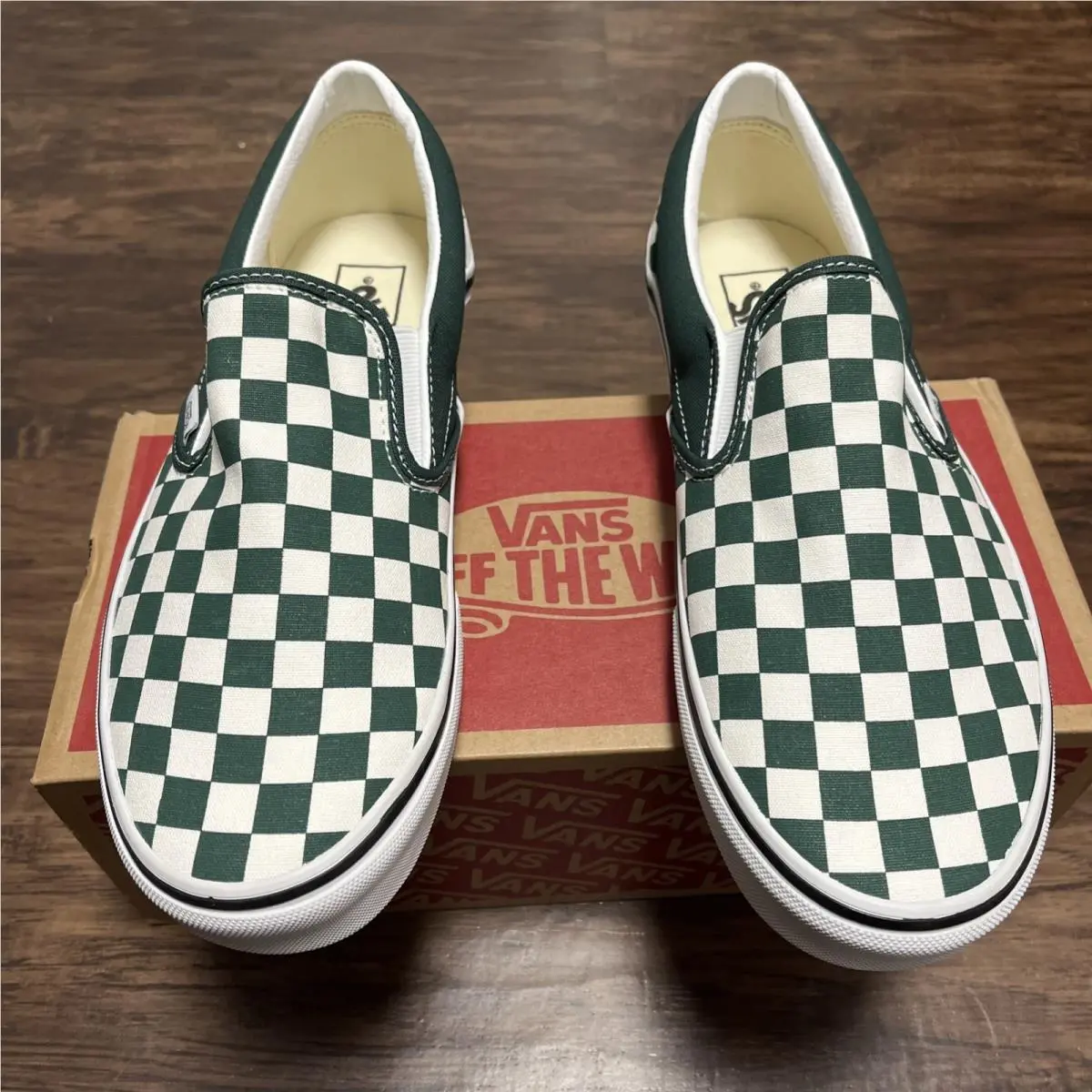 Vans shoes - VANS Slip-On - VN000EACEME1 - Green (UPC: 0198266674438) 0