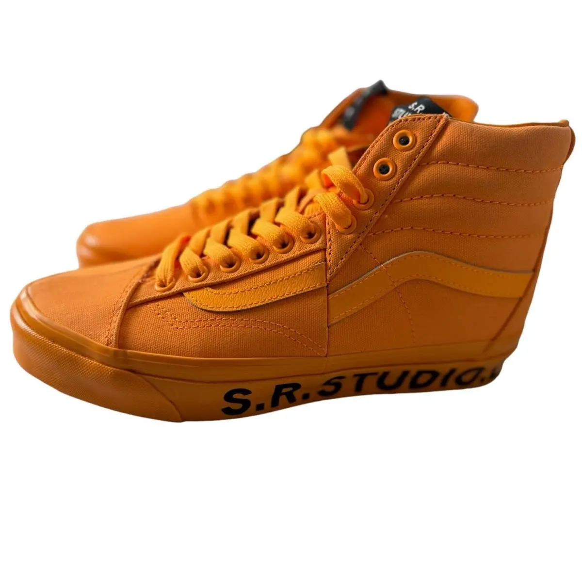 Otw Sk8-Hi Clash The Wall Sr. Studio La. CA Orange 8 M 9.5 W by Vans
