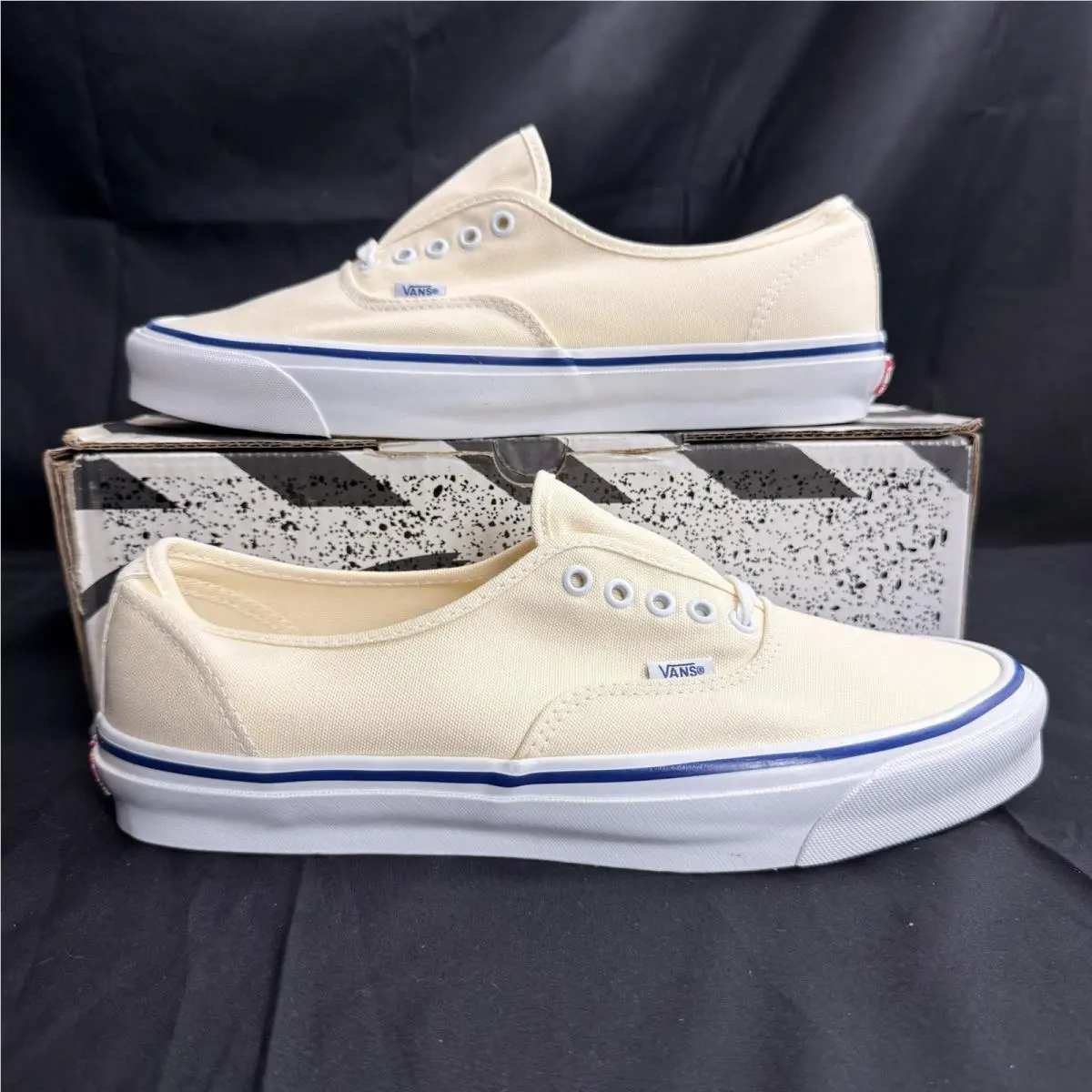 Authentic LX OG LX Classic White Mens Size 13 Canvas Shoes - VN0A4BV90RD by Vans